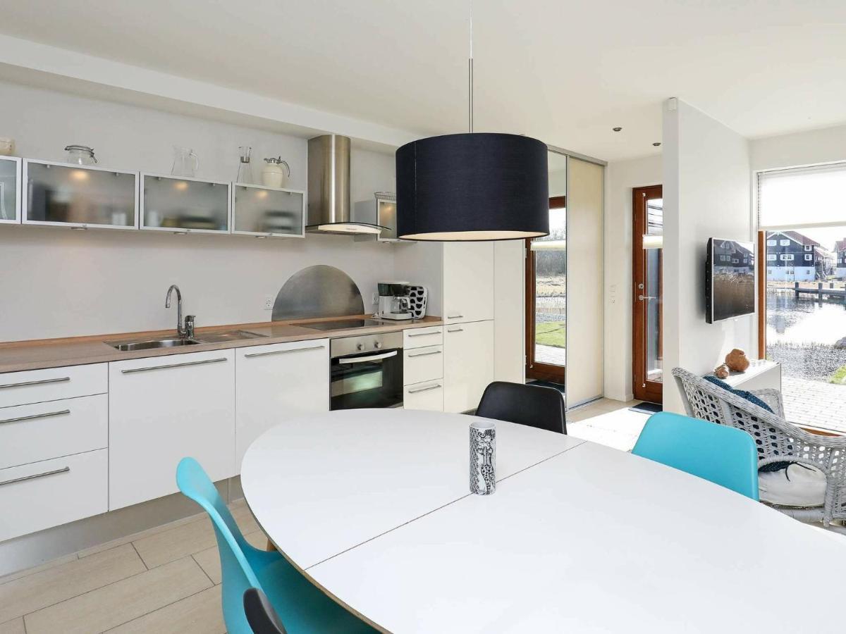 4 Person Holiday Home In 보겐세 외부 사진